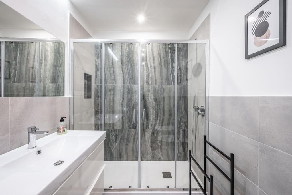 Ab Plus - Via San Felice 6 Болонья Екстер'єр фото